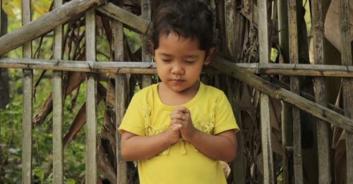 « La foi fournit une base solide aux enfants »